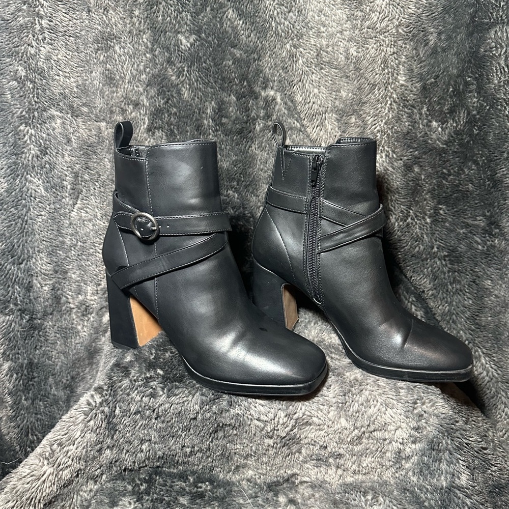 Kensie Black Ankle Boots with Strap Detail